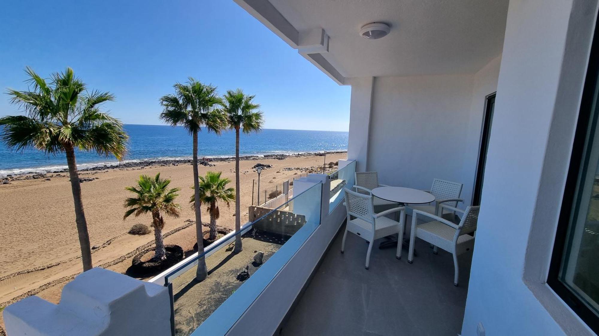Costa Luz Beach Apartments Puerto del Carmen  Eksteriør bilde